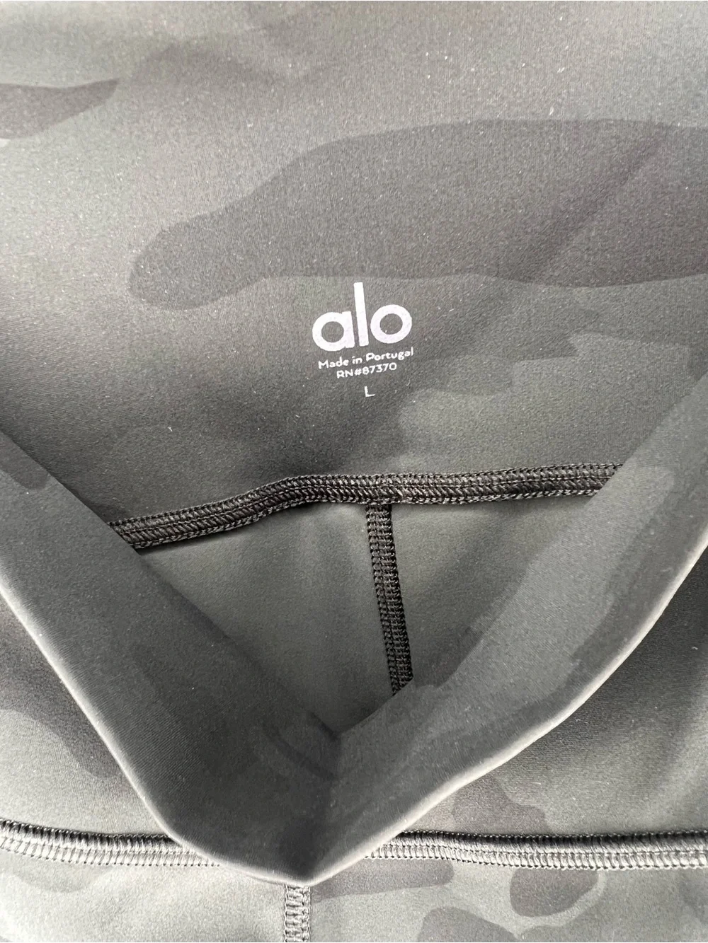 Alo womens Black Camouflage Performance leggings